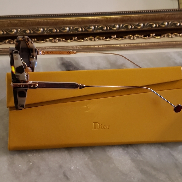 Christian Dior Umbrage Round Tortoise Shell Havanna Red Gold Sunglasses - Picture 5 of 11